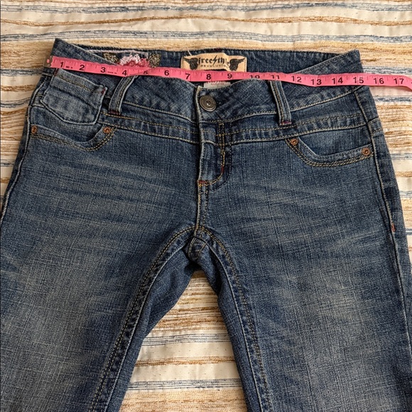 Freestyle Revolution Women's Blue Straight Jeans - Picture 6 of 8